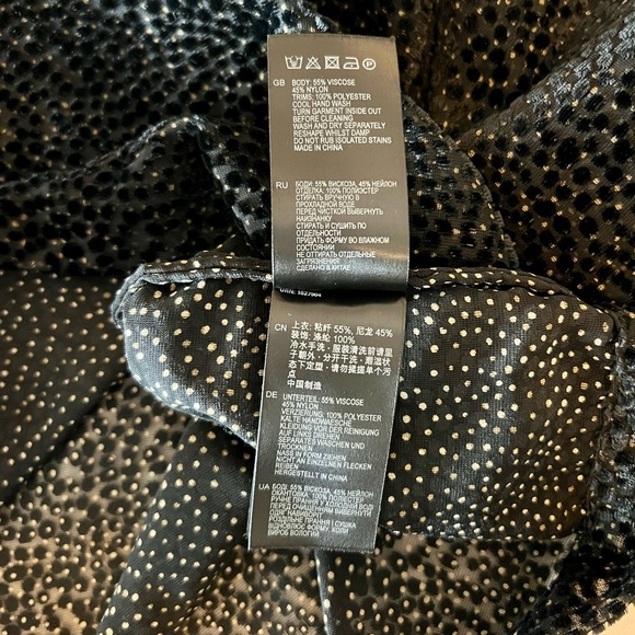 REISS NINETEEN SEVENTY ONE “MARIE” SHORT SLEEVE TOP, USA SZ 10 (runs like S-M) - Picture 11 of 12